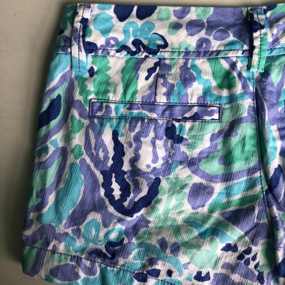 Lilly Pulitzer The Walsh Short in "Lilly's Lilac" - Picture 5 of 6